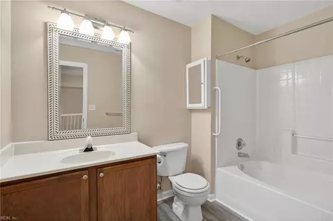 Bath - 4109 River Breeze Cir, Chesapeake, VA 23321 photo 2 of 2