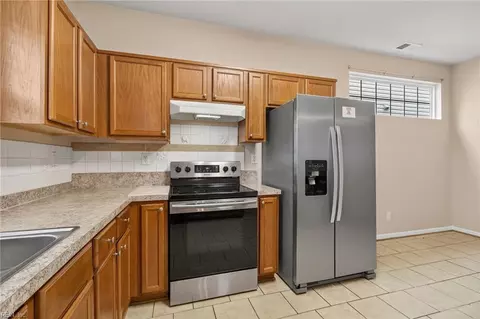Kitchen - 4109 River Breeze Cir, Chesapeake, VA 23321 photo 2 of 3