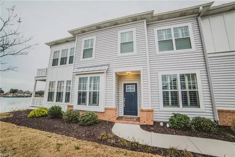 8400 Highland St, Norfolk, VA 23518