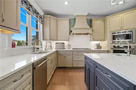Kitchen - 306 Scone Castle Loop, Chesapeake, VA 23322 photo 1 of 5