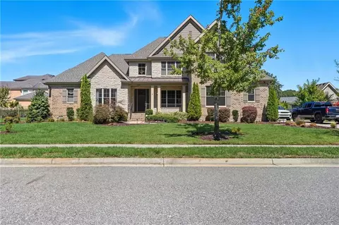 Exterior - 306 Scone Castle Loop, Chesapeake, VA 23322 photo 3 of 6