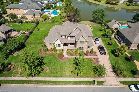 View/Area - 306 Scone Castle Loop, Chesapeake, VA 23322 photo 2 of 2