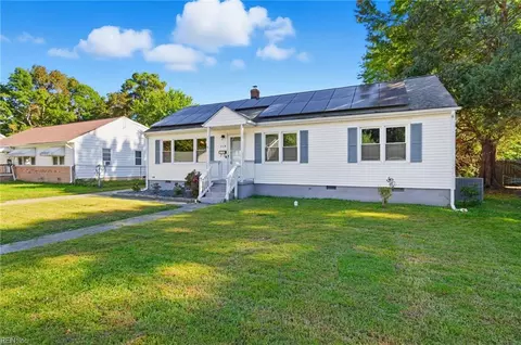 118 Cynthia Dr, Hampton, VA 23666