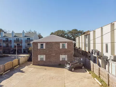 1423 E Ocean View Ave #4, Norfolk, VA 23503