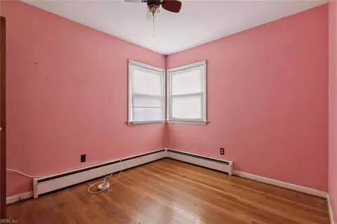 Bedroom - 377 Dewey Ave, Hampton, VA 23661 photo 3 of 6
