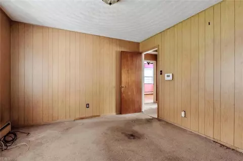 Bedroom - 377 Dewey Ave, Hampton, VA 23661 photo 6 of 6