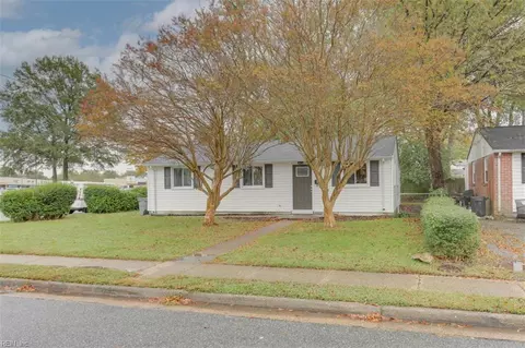 2020 Seward Dr, Hampton, VA 23663