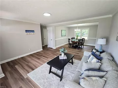4876 Nansemond Pw Pkwy, Suffolk, VA 23435