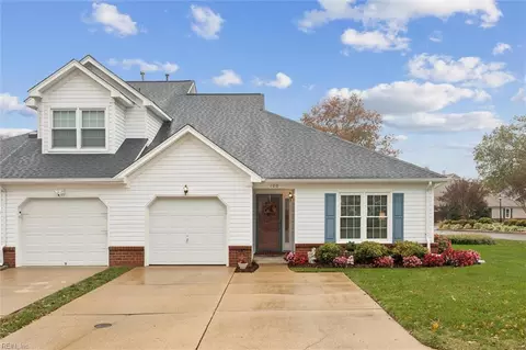 100 Thornrose Dr, Yorktown, VA 23692