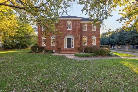 1805 Claiborne Pl, Virginia Beach, VA 23454