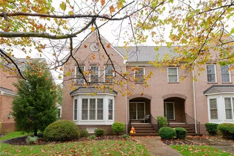 308 Walt Whitman Ave, Newport News, VA 23606