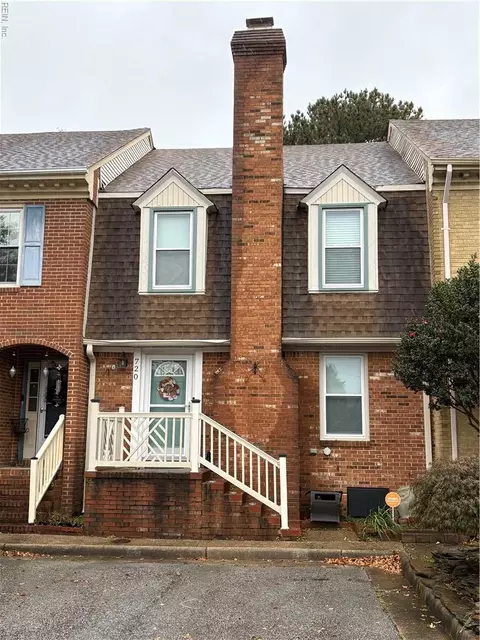 720 Lord Dunmore Dr, Virginia Beach, VA 23464