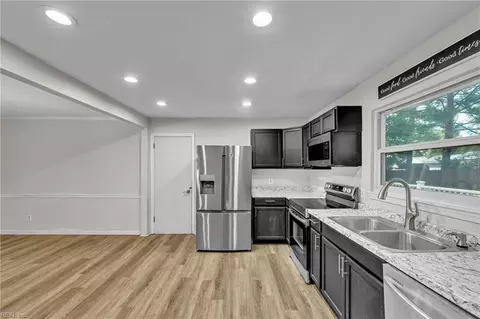 Kitchen - 224 Dexter St E, Chesapeake, VA 23324 photo 2 of 2
