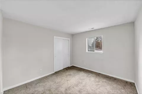 Bedroom - 224 Dexter St E, Chesapeake, VA 23324 photo 4 of 11