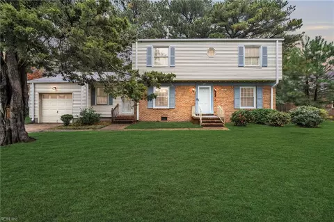 224 Dexter St E, Chesapeake, VA 23324