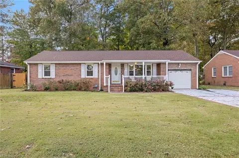 304 Leonard Rd, Portsmouth, VA 23701