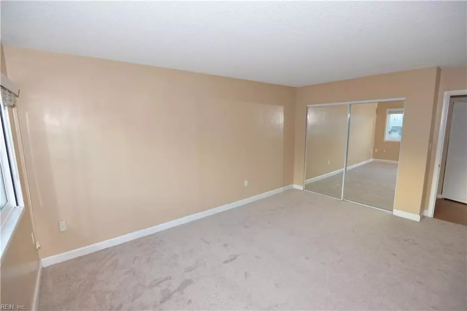 Bedroom - 3288 Page Avenue Ave #101, Virginia Beach, VA 23451 photo 3 of 3