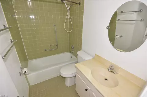 Bath - 3288 Page Avenue Ave #101, Virginia Beach, VA 23451 photo 1 of 1