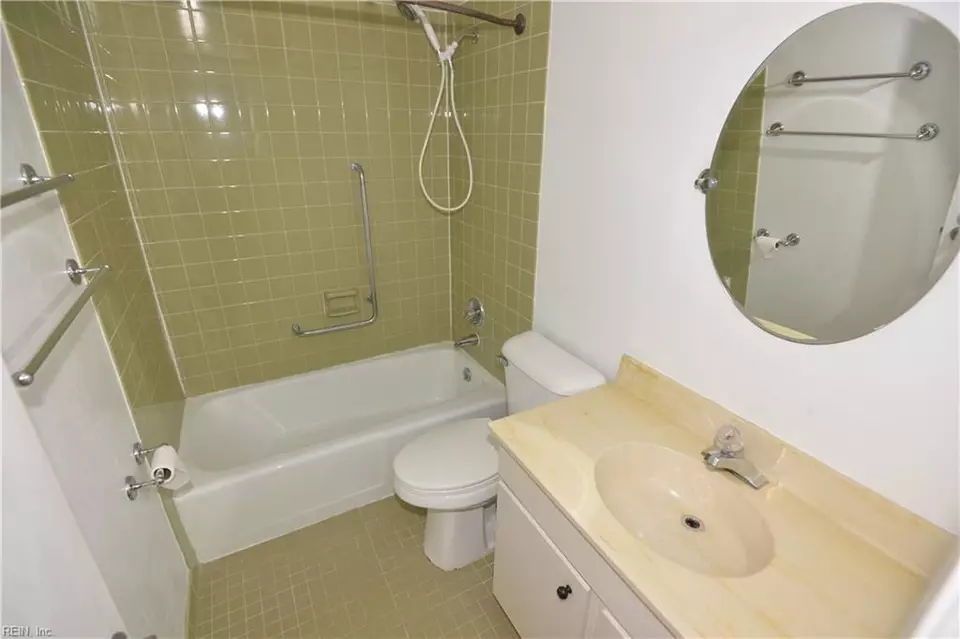 Bath - 3288 Page Avenue Ave #101, Virginia Beach, VA 23451 photo 1 of 1