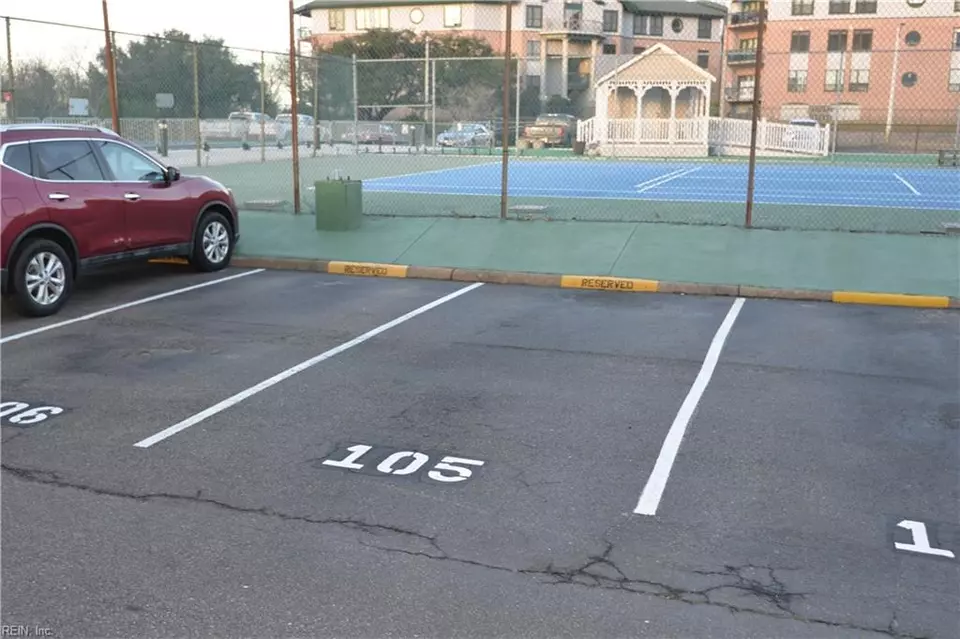 Exterior - 3288 Page Avenue Ave #101, Virginia Beach, VA 23451 photo 4 of 9