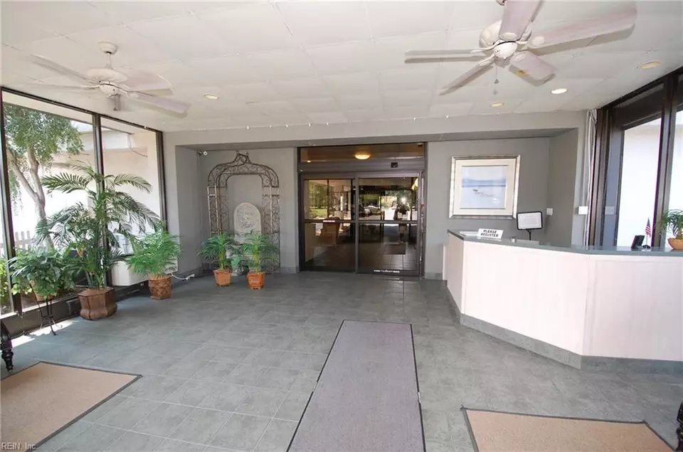 Entry Way - 3288 Page Avenue Ave #101, Virginia Beach, VA 23451 photo 1 of 1