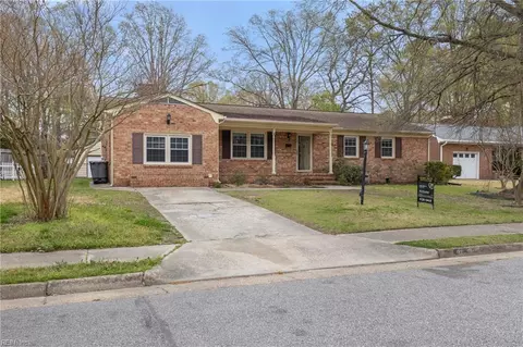 Exterior - 111 Garrett Dr, Hampton, VA 23669 photo 5 of 7