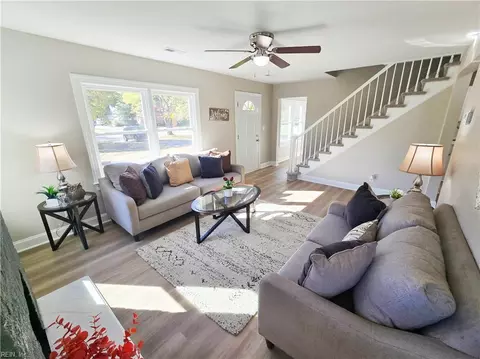307 Deep Creek Rd, Newport News, VA 23606