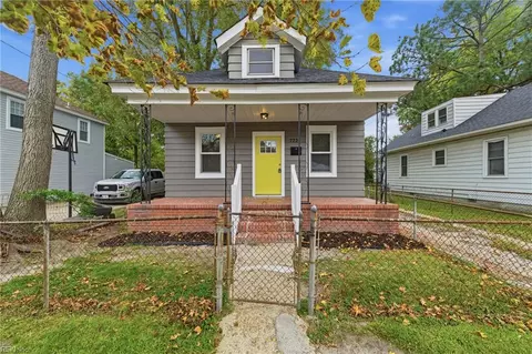 722 32nd St, Newport News, VA 23607
