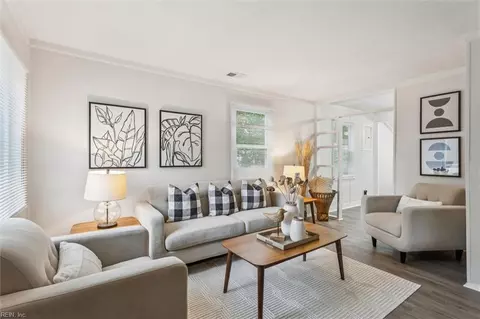 430 Cedar Dr, Hampton, VA 23669