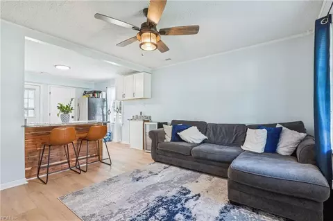 439 Smiley Rd, Hampton, VA 23663