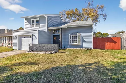 3252 Sugar Creek Dr, Virginia Beach, VA 23452