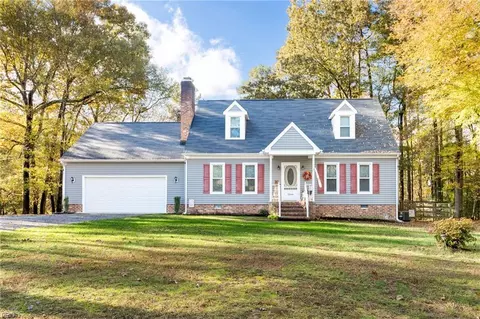 303 Bunker Ln, Sandston, VA 23150