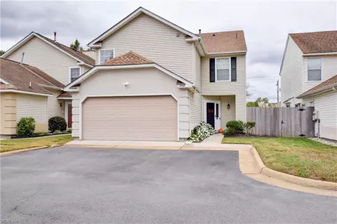 1008 Fallcreek Rn Run, Chesapeake, VA 23322