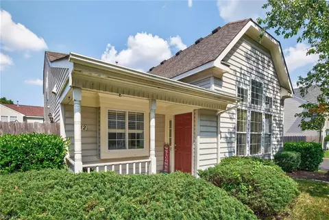 1112 Lady Ashley Dr, Chesapeake, VA 23320