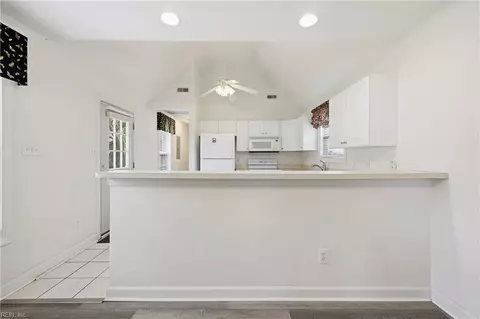 2005 Lockard Ave, Chesapeake, VA 23320