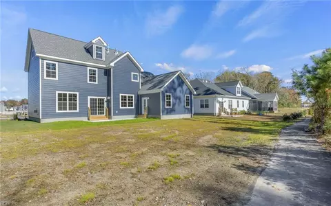 2219 Captiva Ln, Chesapeake, VA 23321 photo 5