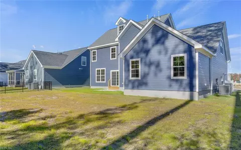 2219 Captiva Ln, Chesapeake, VA 23321 photo 6