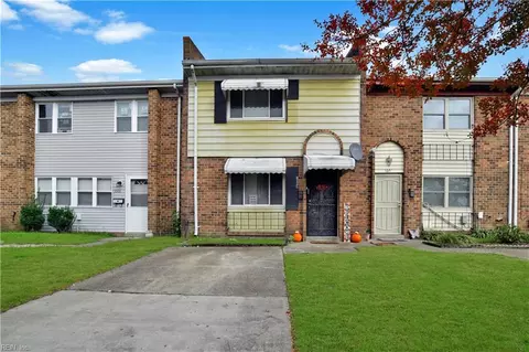 1004 Bowe Pl, Norfolk, VA 23504