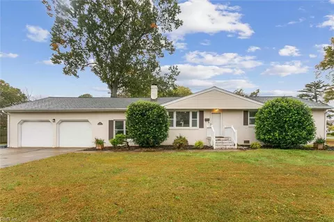 43 Burnham Pl, Newport News, VA 23606