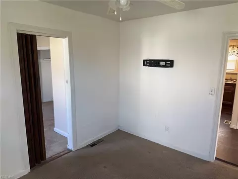6400 Clare Rd, Norfolk, VA 23513 photo 15