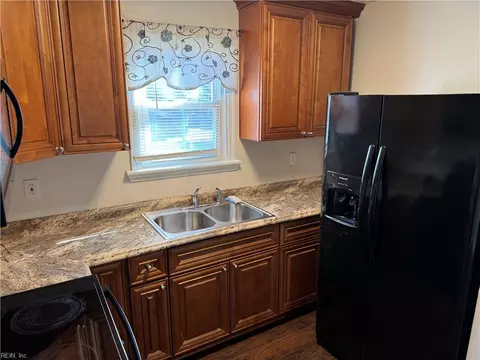 6400 Clare Rd, Norfolk, VA 23513 photo 2