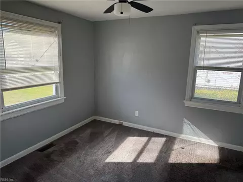 6400 Clare Rd, Norfolk, VA 23513 photo 4