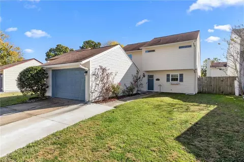 830 Crashaw St, Virginia Beach, VA 23462