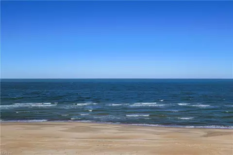 2424 Ocean Shore Cres #402, Virginia Beach, VA 23451