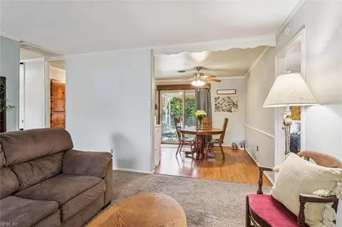 1821 Hurst Dr, Hampton, VA 23663 photo 6