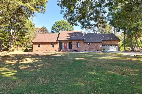 4284 Charity Neck Rd, Virginia Beach, VA 23457