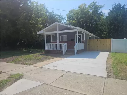 1010 27th St, Newport News, VA 23607