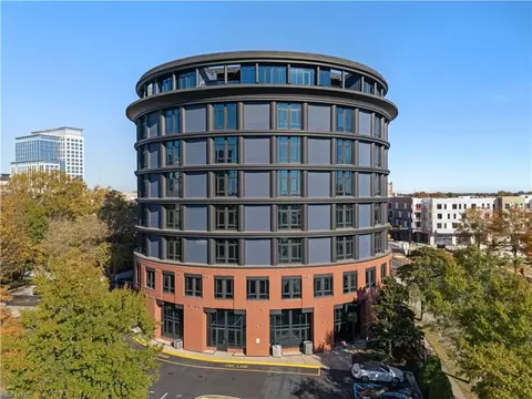 415 St Pauls Blvd #105, Norfolk, VA 23510