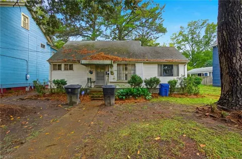 232 Maryland Ave, Portsmouth, VA 23707