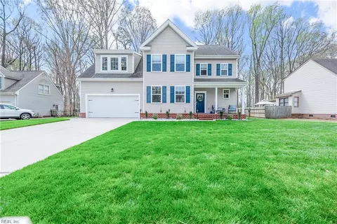 1120 Crystalwood Cir, Chesapeake, VA 23320